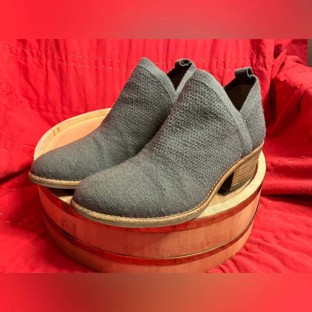 Sofft Arvada Knit Booties Women's Comfort Pull-on Stack Heel Size 7